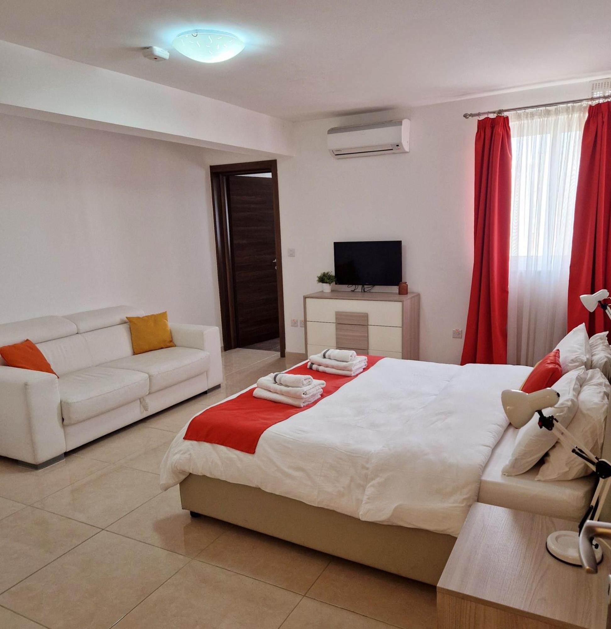 The Caves Apartments Saint Julian's 外观 照片